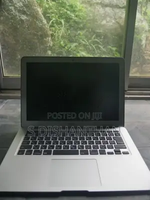 Apple MacBook Air