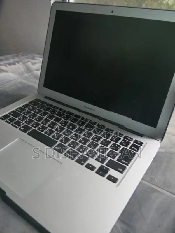 Apple MacBook Air