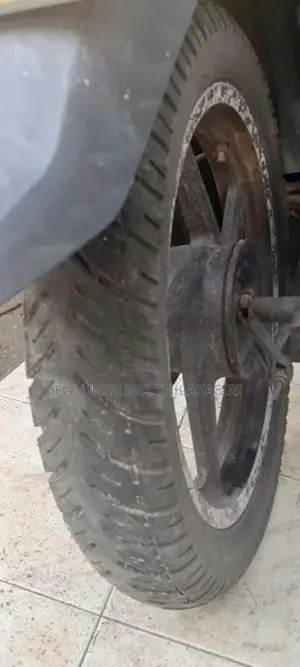 Bajaj Discover 2010