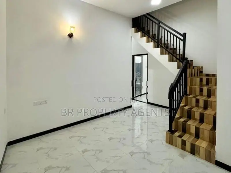 Brand New House for Sale in Wellampitiya