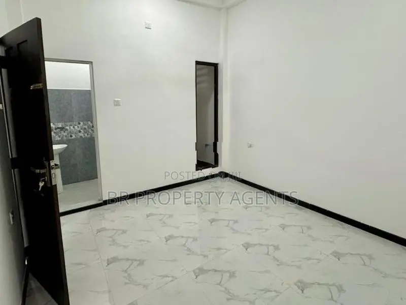 Brand New House for Sale in Wellampitiya