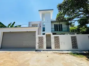 Architectural Designed Luxury House for Sale in Piliyandala
