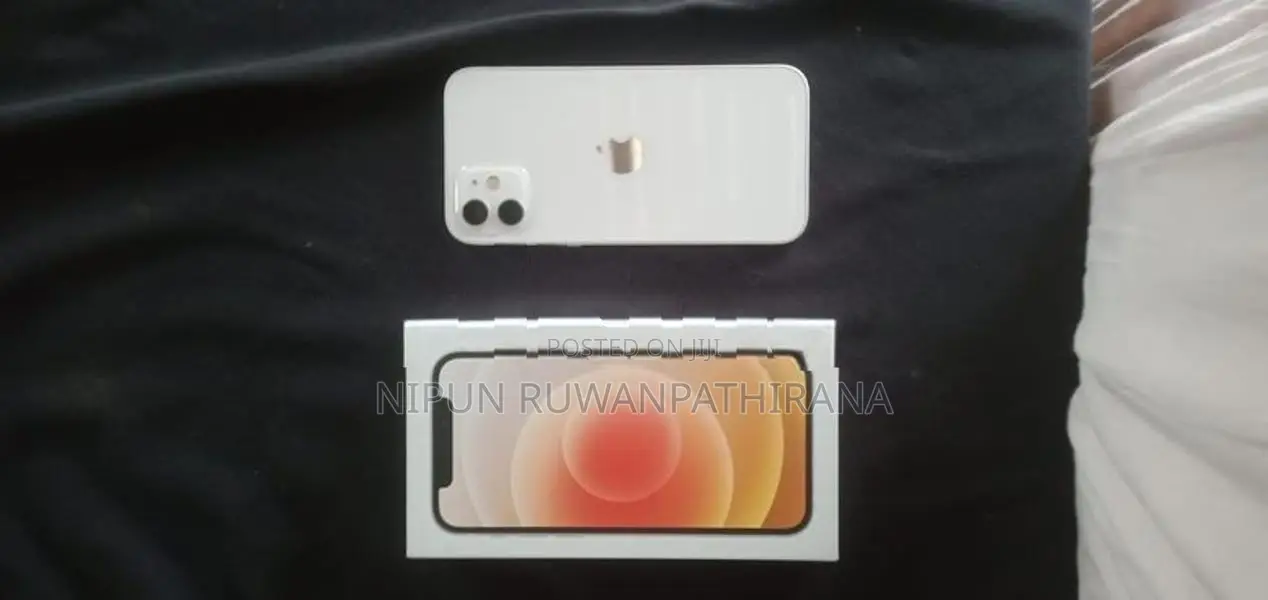 Apple iPhone 12 (Used)