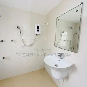 Private Double Room Guesthouse in Jaffna