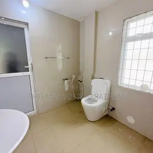 Private Double Room Guesthouse in Jaffna