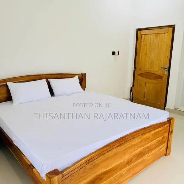 Private Double Room Guesthouse in Jaffna