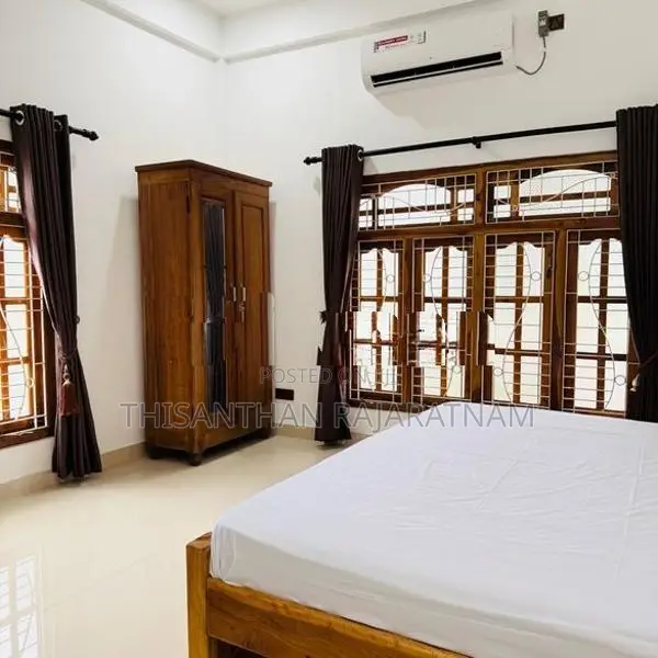 Private Double Room Guesthouse in Jaffna