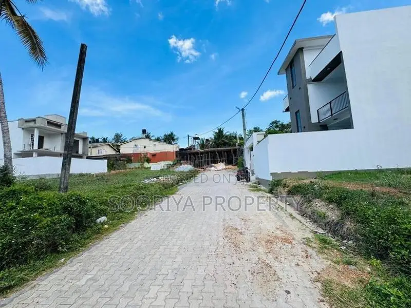 Commercial Land for Sale in Piliyandala