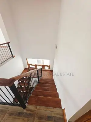 Luxury Modern House in Battaramulla for Sale