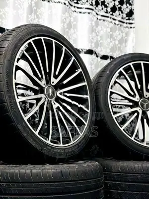 Mercedes-Benz Alloy Wheels with Tyres 245/40ZR19