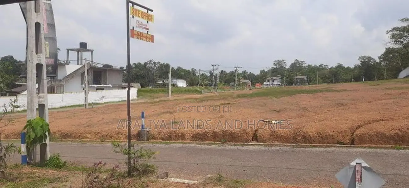 Land for Sale in Close to Kasbawa