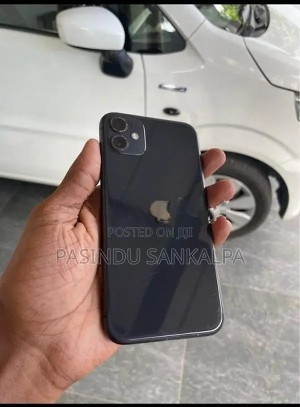 Apple iPhone 11 (Used)