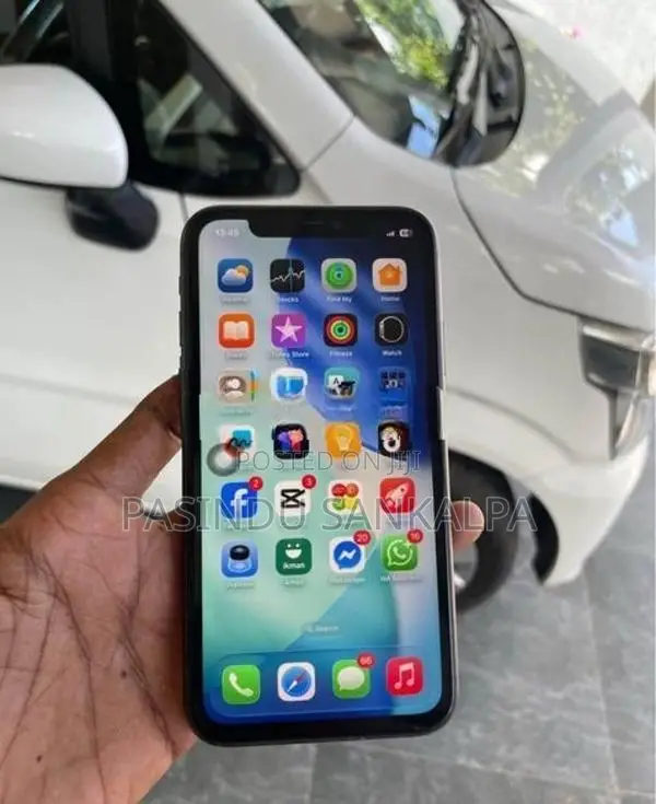 Apple iPhone 11 (Used)