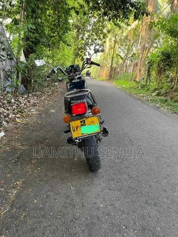 Honda CM Custom 2006