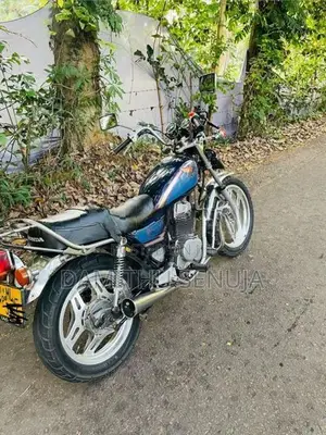 Honda CM Custom 2006