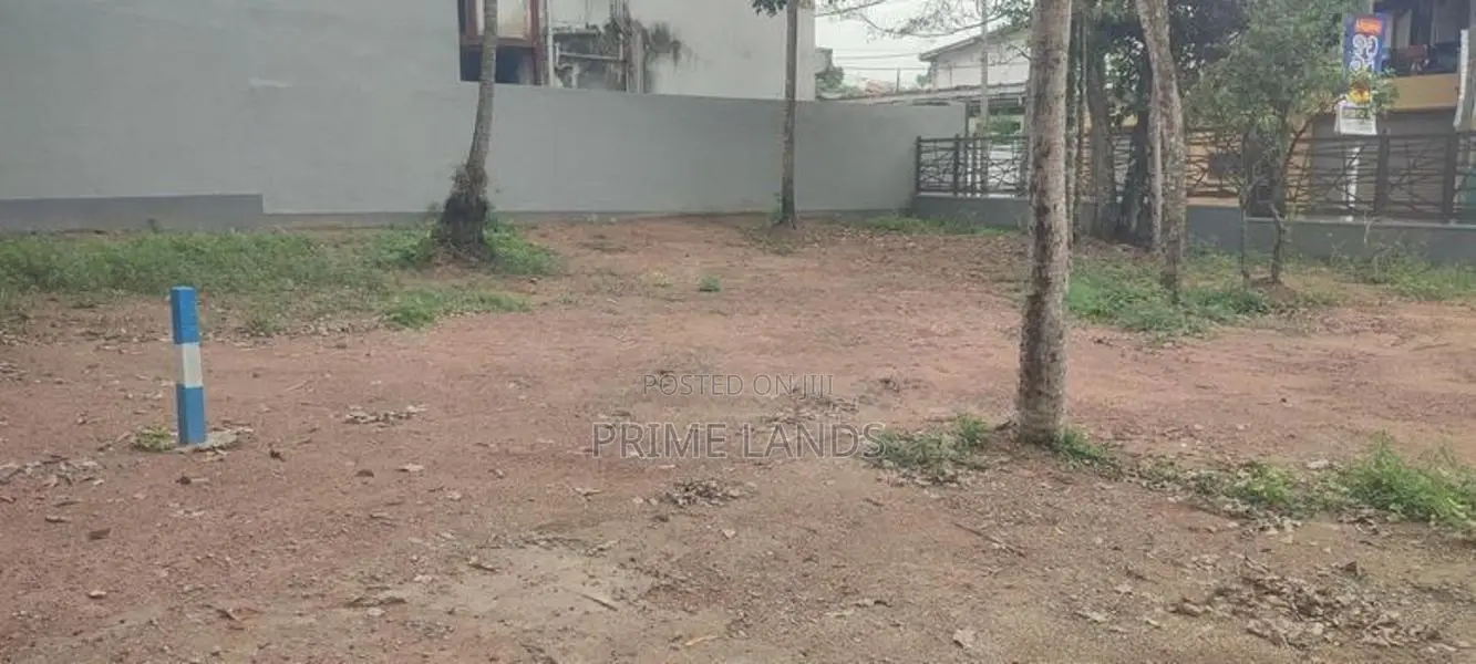 Battharamulla Valuable Land for Sale in Muwanhelawatta Road