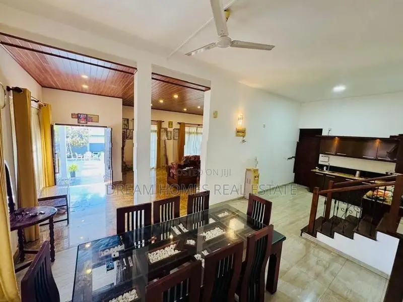 Premium Modern House with Pool for Sale – Patiragoda Road
