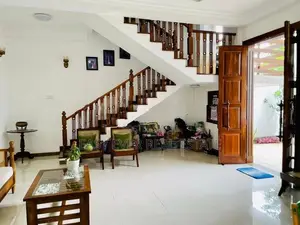 පිළියන්දල නගරය අංගසම්පූර්ණ දෙමහල් නිවසක්