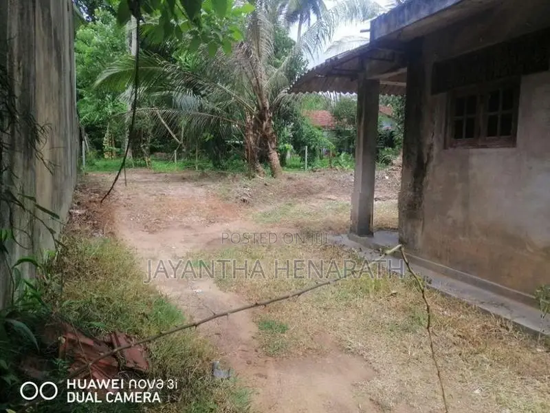 Land for Sale Naiwala Veyangoda
