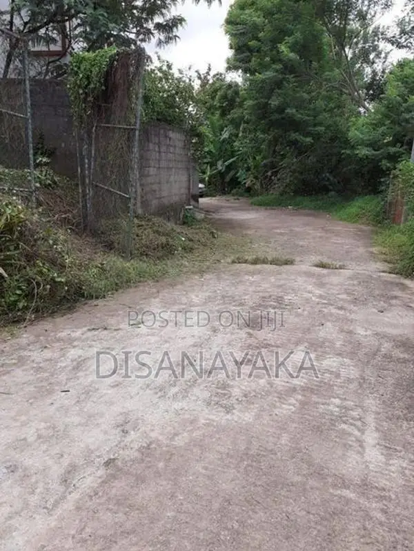 Super Land for Sale in Thalawathugoda Ds3012