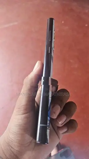 Samsung Galaxy S22 Ultra (Used)