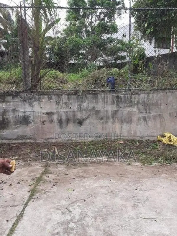Super Land for Sale in Thalawathugoda Ds3012