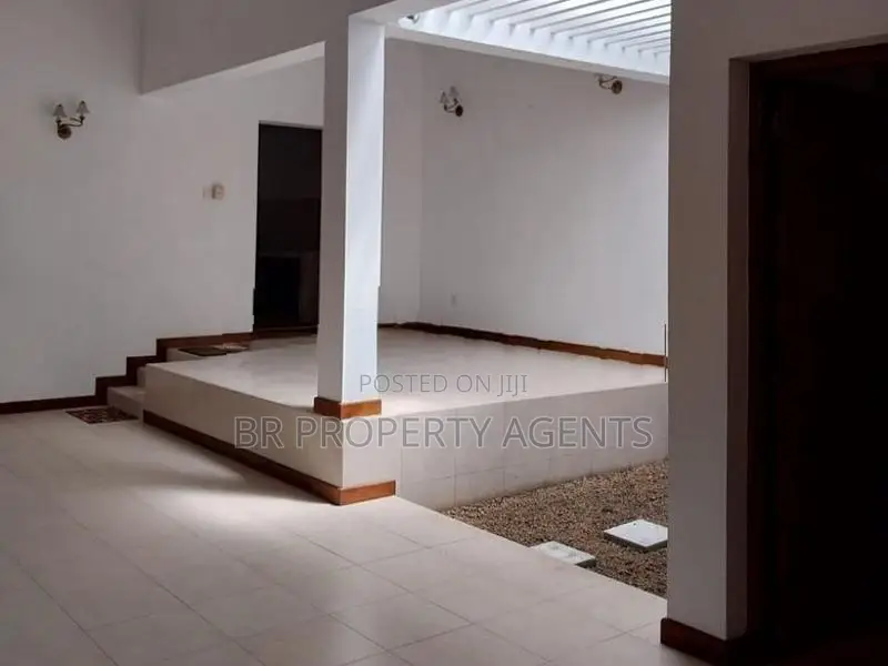 Single Storey House for Sale in Piliyandala