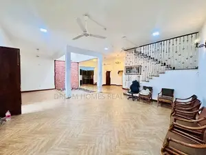 Elegant 3-Storey Family Home with Rooftop Terrace – Kalubowila