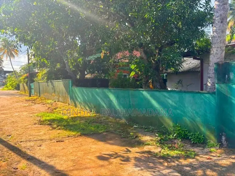 Premium Land with House for Sale – Nimalka Gardens, Panadura