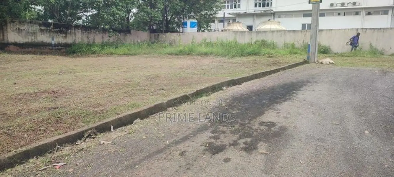 Malabe Valuable Land for Sale Close to Nevil F'do Hospital