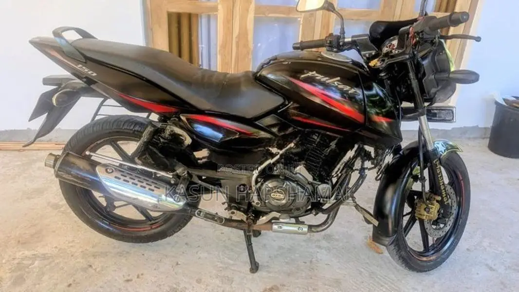 Bajaj Pulsar 150 BGX 2018