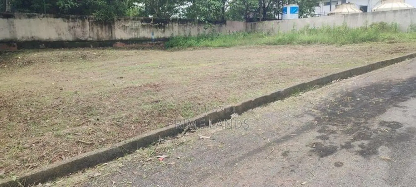 Malabe Valuable Land for Sale Close to Nevil F'do Hospital