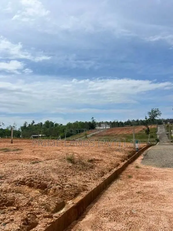 Land for Sale Aluthgama