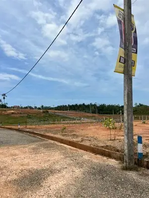 Land for Sale Aluthgama