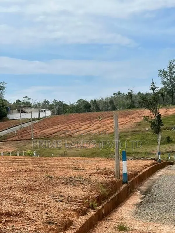 Land for Sale Aluthgama