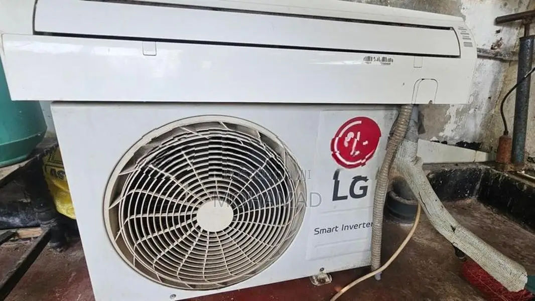 LG 12000 BTU Split Air Conditioner