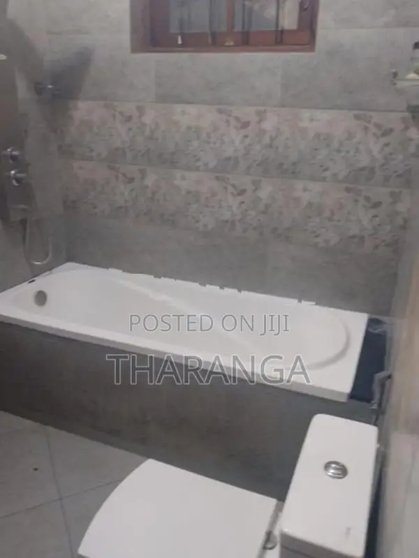 Luxury House for Sale in Bellanwila