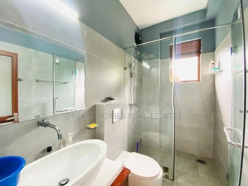 4 Bedroom House for Sale Athurugiriya
