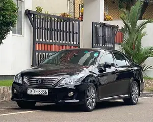 Toyota Crown Royal Saloon 2008