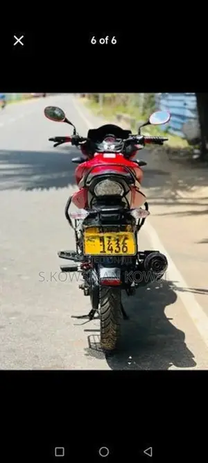 Hero Hunk 160R 2015