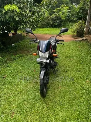 Bajaj Platina 125 2011