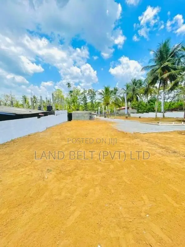 ඉඩමක් විකිණීමට පනාගොඩ