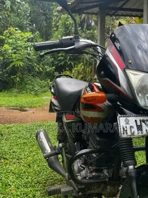 Bajaj Platina 125 2011