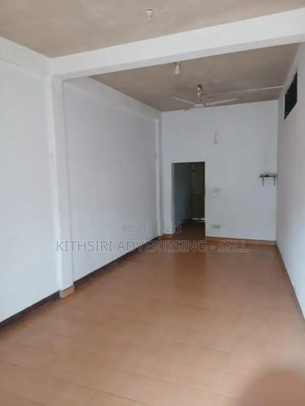 Commercial Building for Rent in Wennappuwa