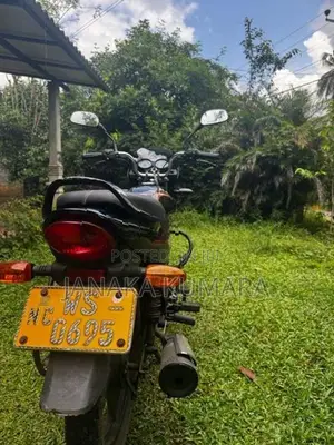 Bajaj Platina 125 2011