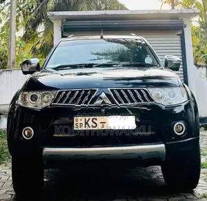 Mitsubishi Montero Sport 2011