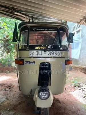 Bajaj RE 2004