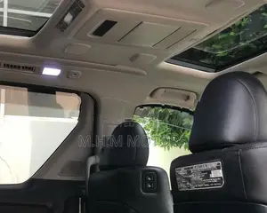 Toyota Vellfire 2012