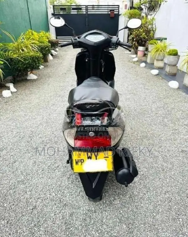 Honda Dio 2011