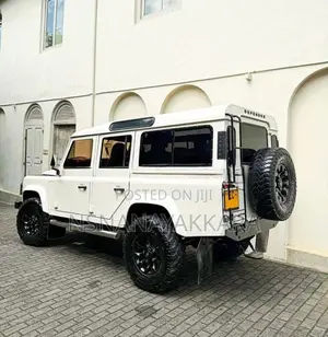 Land Rover Defender 1992